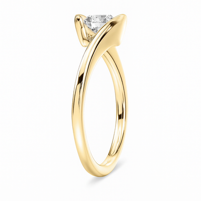 Classic Twist Round Solitaire Ring
